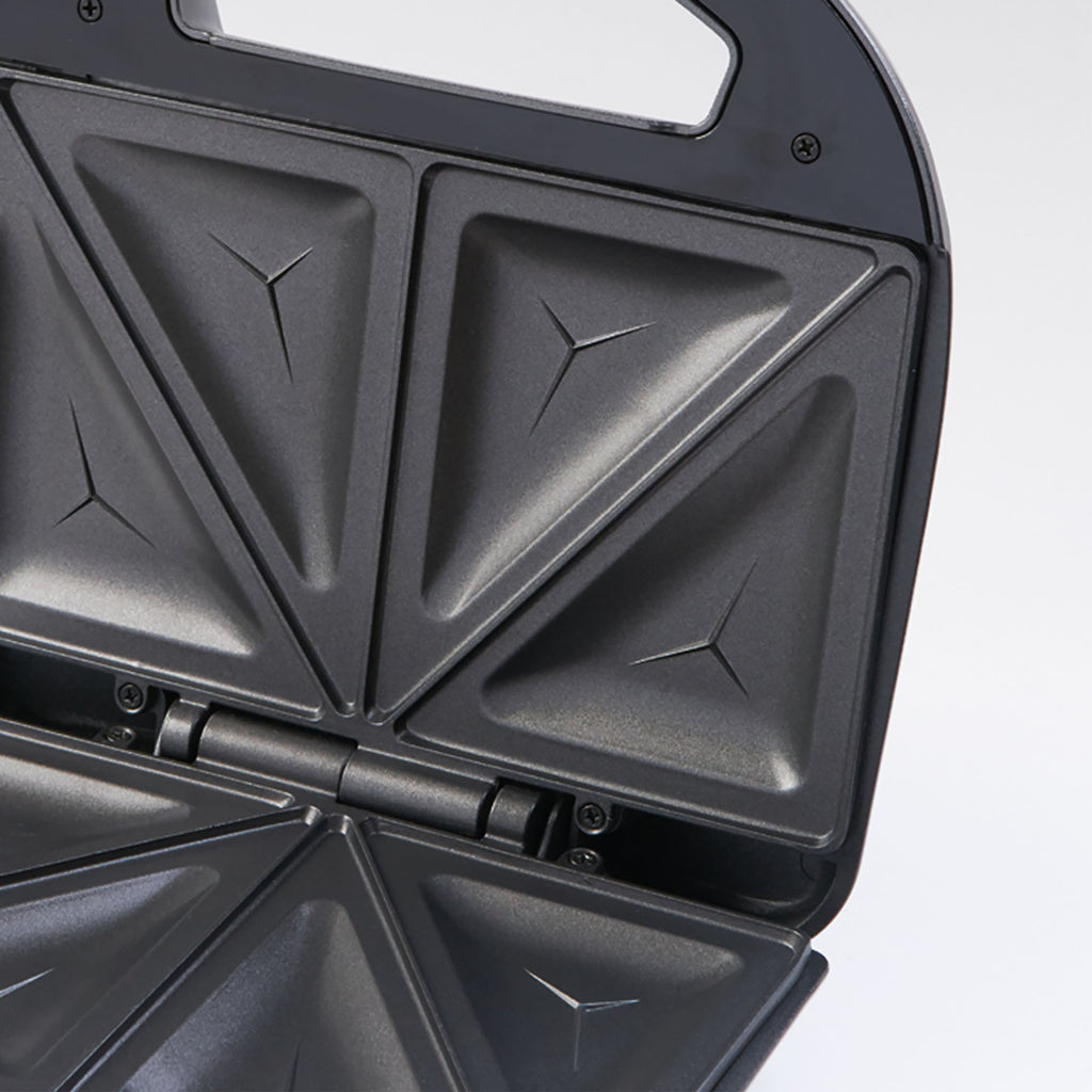 Sanduicheira Titanium 700W 4940FL